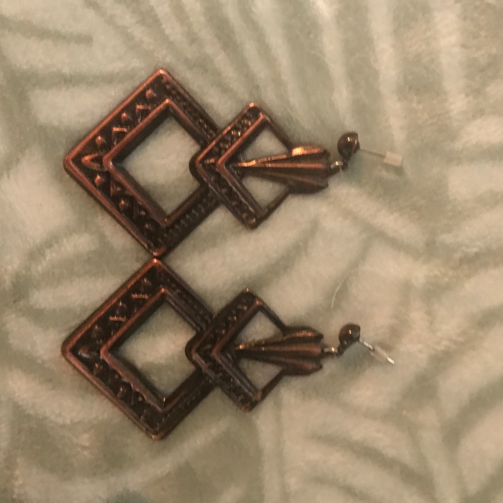 Vintage lightweight Earrings- Art Deco